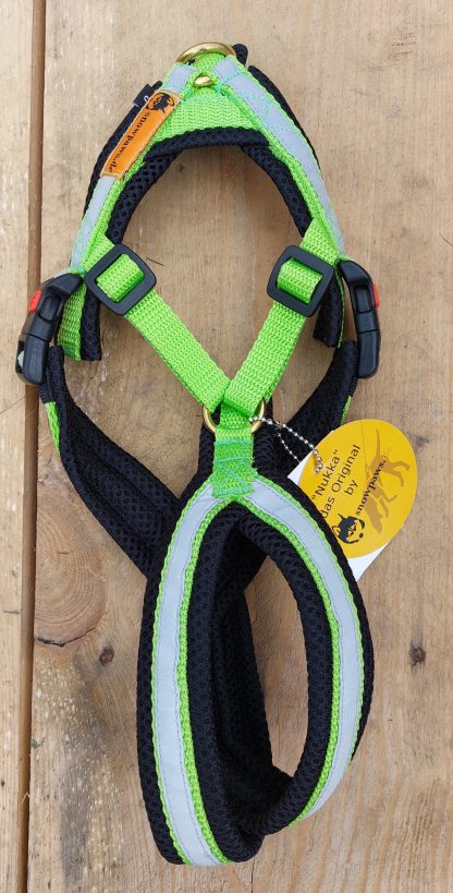 Trailgeschirr "Nukka" Größe 0 Gurtband limonengrün mit Reflektorband / Polster Airmesh schwarz – Bild 2