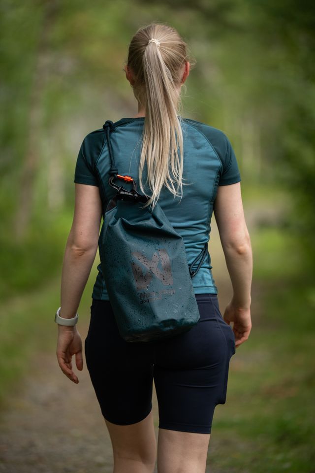 non stop dogwear multiuse bag